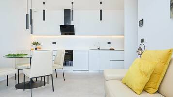 Appartamento (2 Bedrooms) | Area soggiorno | TV LCD