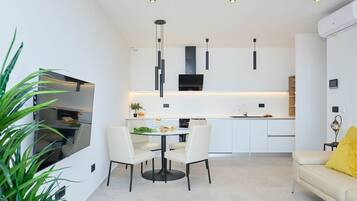 Appartamento (2 Bedrooms) | Area soggiorno | TV LCD