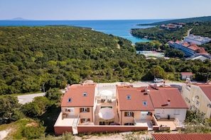 Exterior - Bella Vista Apartments / Ap 3 (Peruski)