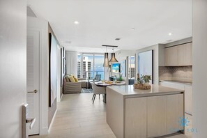 Immagine non classificata, 4 di 66, pulsante