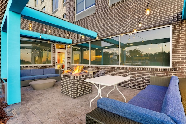 Terrace/patio - Tru By Hilton Raleigh Garner (Garner)