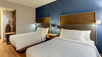 Desk, blackout drapes, iron/ironing board, free WiFi