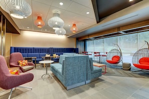 Lobby - Tru By Hilton Raleigh Garner (Garner)