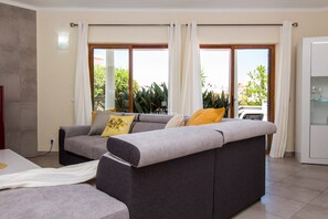 Fireplace - Villa Girassol - By D´alma Portuguesa (Albufeira)