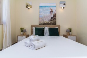 4 bedrooms, iron/ironing board, free WiFi, bed sheets - Villa Girassol - By D´alma Portuguesa (Albufeira)