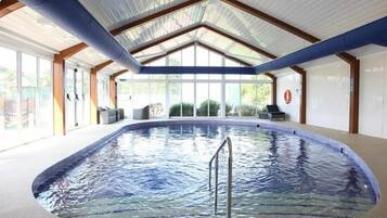 Cabin | Hồ bơi | Hồ bơi trong nhà