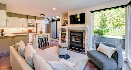 D-Chalet 208 - Chalet for 9 people near Mont-Sainte-Anne