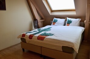 4 slaapkamers, reisbedje, wifi