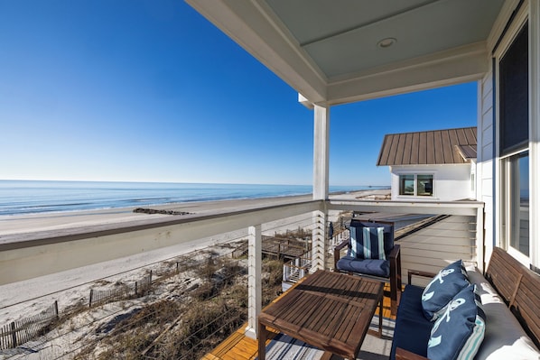 Property grounds - Stunning ~ Remodeled ~Oceanfront Folly Beach House! (Folly Beach)