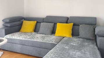 Apartment (Three Bedroom Apartment with Loggia) | Living room | TV