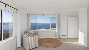 Interior - Tranquil with Harbour Views (Nelson Bay)