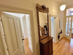 Interior - Quiet 145m2  with garden in top location in centre-walk to major attractions ! (Amsterdam)