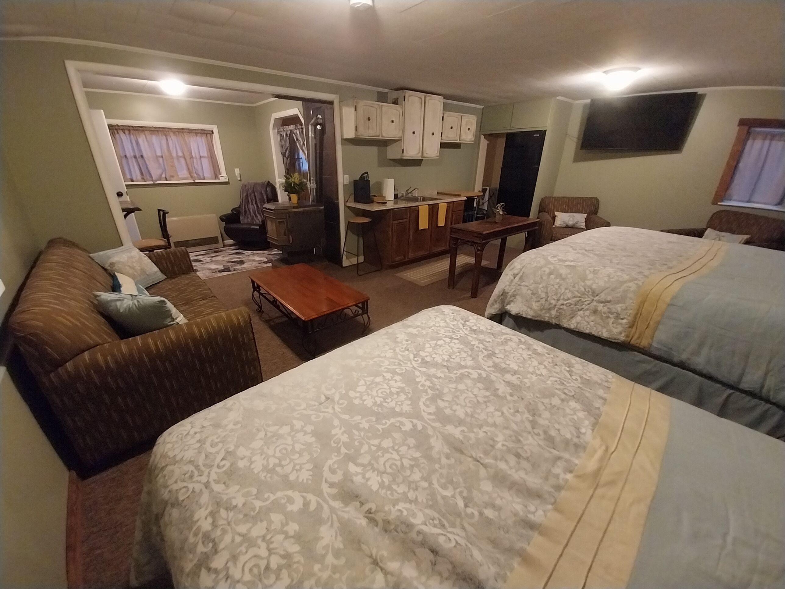 1 bedroom, WiFi, bed sheets