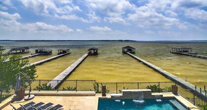 Waterfront Home w/ Boat Dock on Lake Houston!