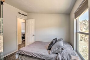 4 chambres, fer et planche Ă repasser, Internet gratuit, draps fournis