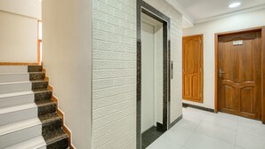 Unclassified image, 5 of 50, button - Kibo Palace Apartments (Arusha)