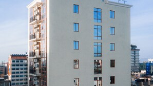 Unclassified image, 4 of 50, button - Kibo Palace Apartments (Arusha)