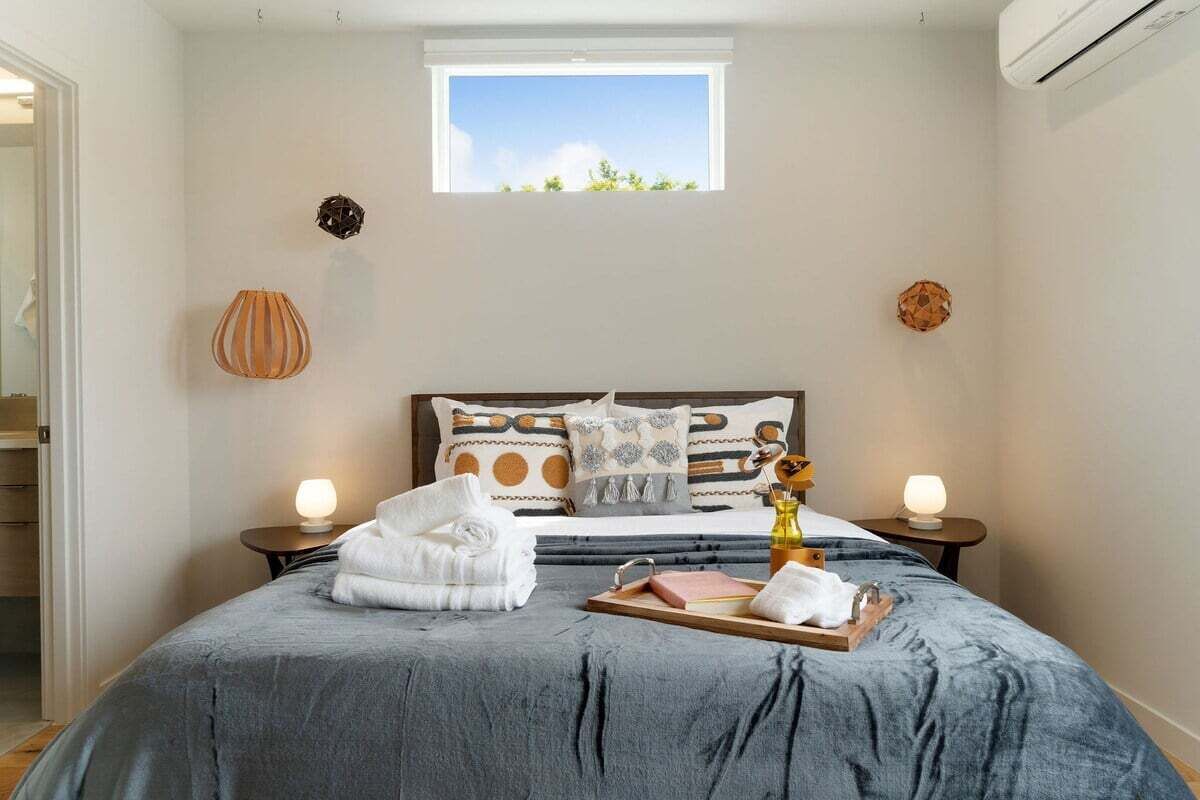 2 bedrooms, desk, iron/ironing board, free WiFi