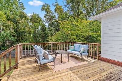 The best of Huntsville: Mountain view & Attraction.