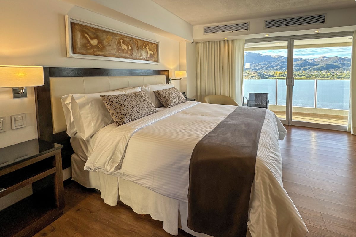Suite (POTRERO) | Ropa de cama de alta calidad, camas con pillow-top y minibar 