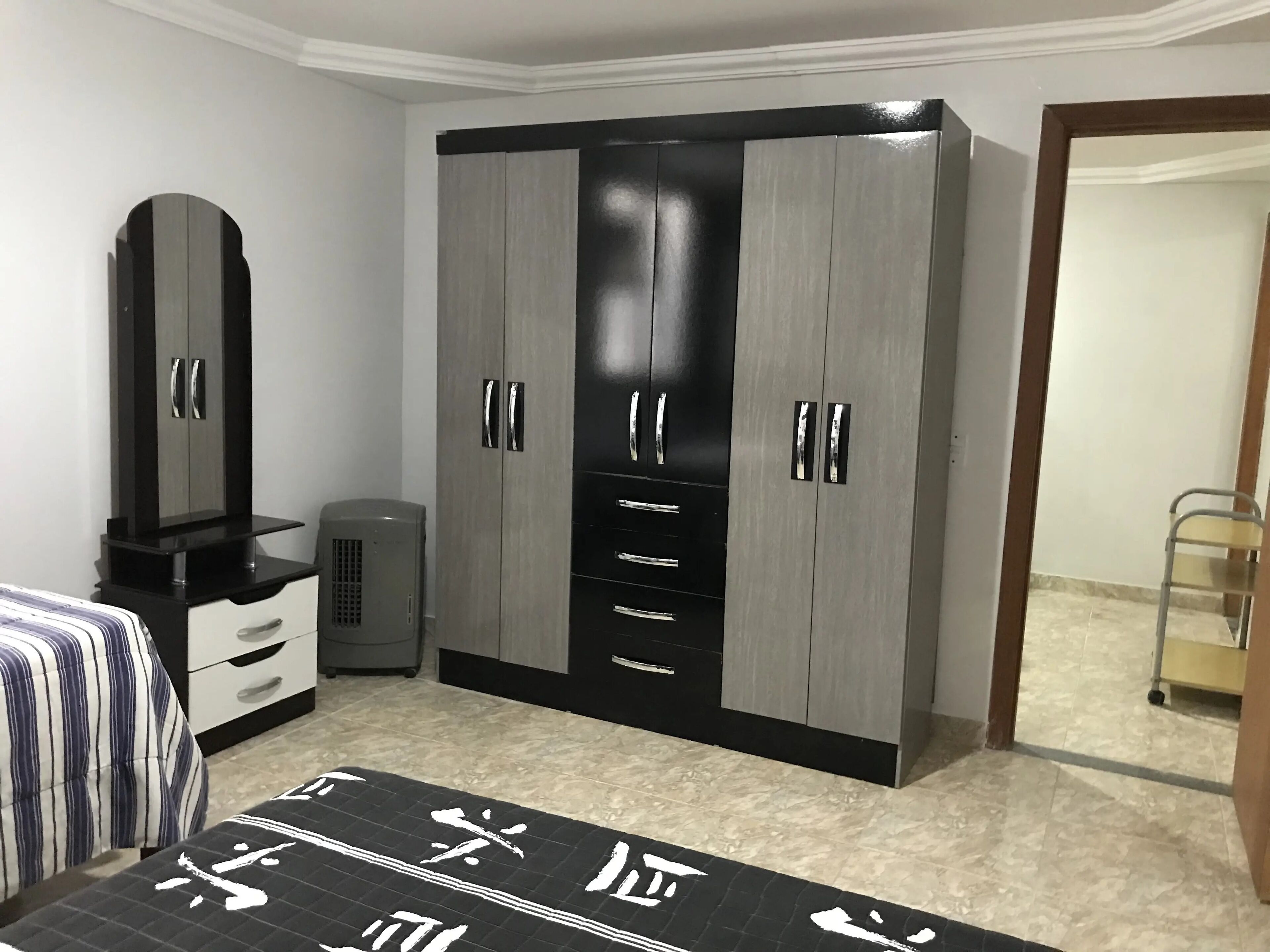 Deluxe Apartment | Free WiFi