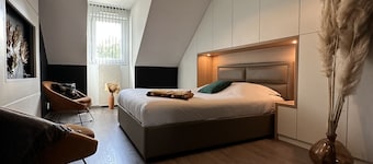 T3 Flat Modern Armada Metro Parking Free Entrance autonomous