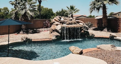 Resort Style Heated Pool close to Entertainment