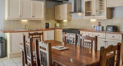 3 bedroom accommodation in Flamborough