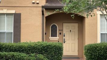 DĂ©tail de lâextĂ©rieur