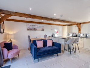 Living area - The Annexe at Park Farm Barns - UK39379 (Snettisham)