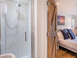 Towels - The Annexe at Park Farm Barns - UK39379 (Snettisham)