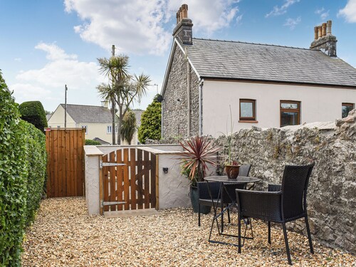 1 bedroom accommodation in Porthcawl