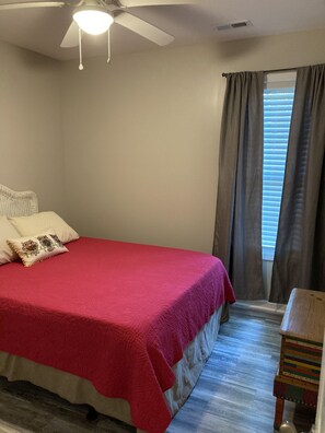 3 habitaciones y ropa de cama 