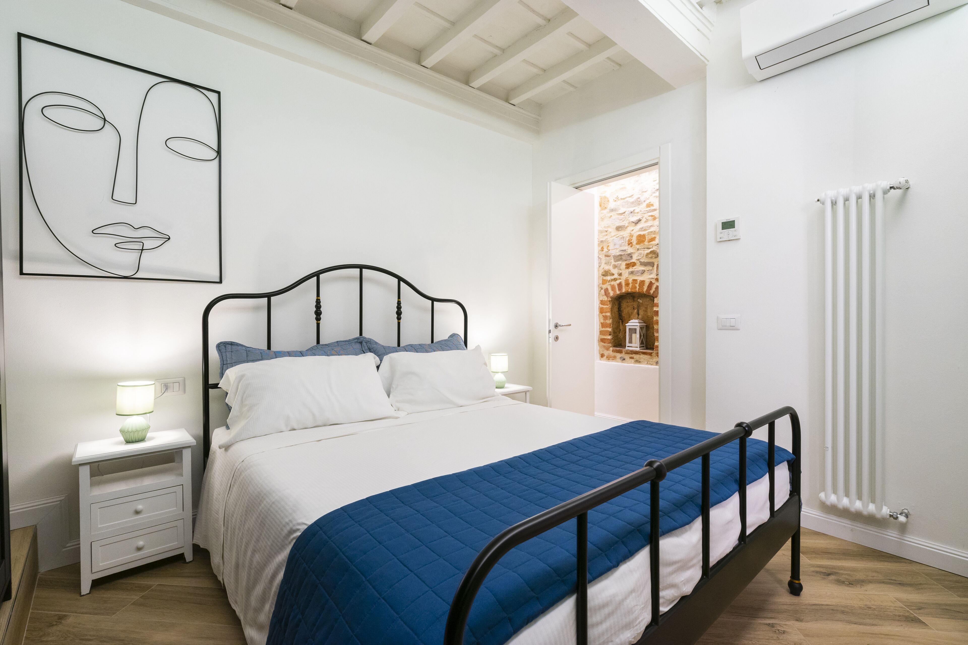 1 chambre, fer et planche à repasser, Wi-Fi gratuit, draps fournis