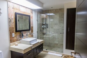 Shower - sea view, beautiful apartment304 (Playa del Carmen)