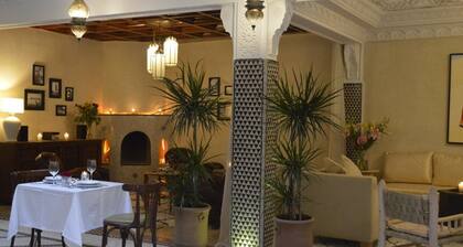 Dar DALIA un havre de paix , Riad Médina à 10 minutes à pied de JAMAA EL FENA