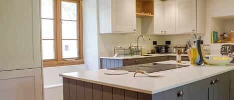 غسالة أطباق، كرسي للأطفال