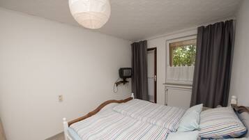 1 sovrum, vÀrdeförvaringsskÄp pÄ rummet, resesÀng och gratis wi-fi