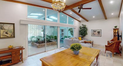 The Iconic Charlotte's Chateau - 2 minute walk to beach w/ Private Pool