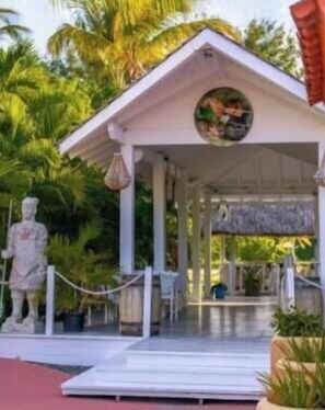 Exterior - Beautiful and Cozy Condo With Pool and Golf (Punta Cana)