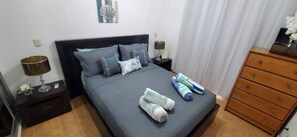 2 soverom, strykejern/-brett, wi-fi og sengetøy