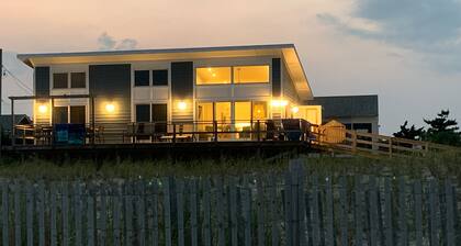 Oceanfront, Fair Harbor Retreat