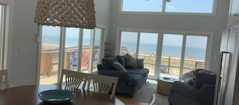 Oceanfront, Fair Harbor Retreat