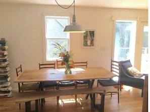 Dining - Perfect Hudson Valley Getaway with HOT TUB! (elizaville)