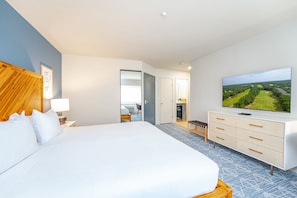 Premium bedding, Tempur-Pedic beds, minibar, in-room safe
