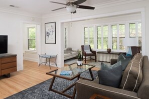 TV connectée, cheminée