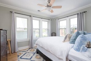 2 chambres, bureau, fer et planche à repasser, Wi-Fi gratuit