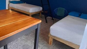 Standard-Vierbettzimmer