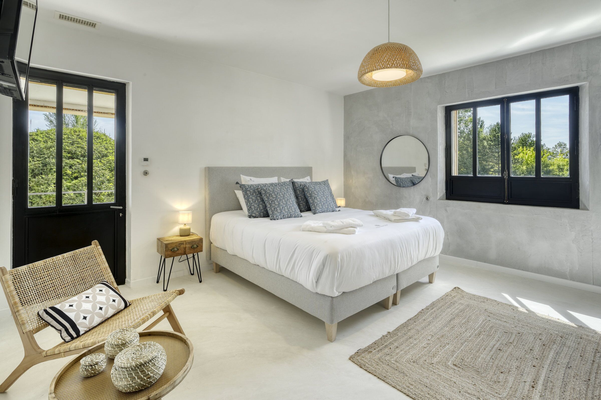 5 chambres, fer et planche à repasser, lit parapluie, Wi-Fi gratuit