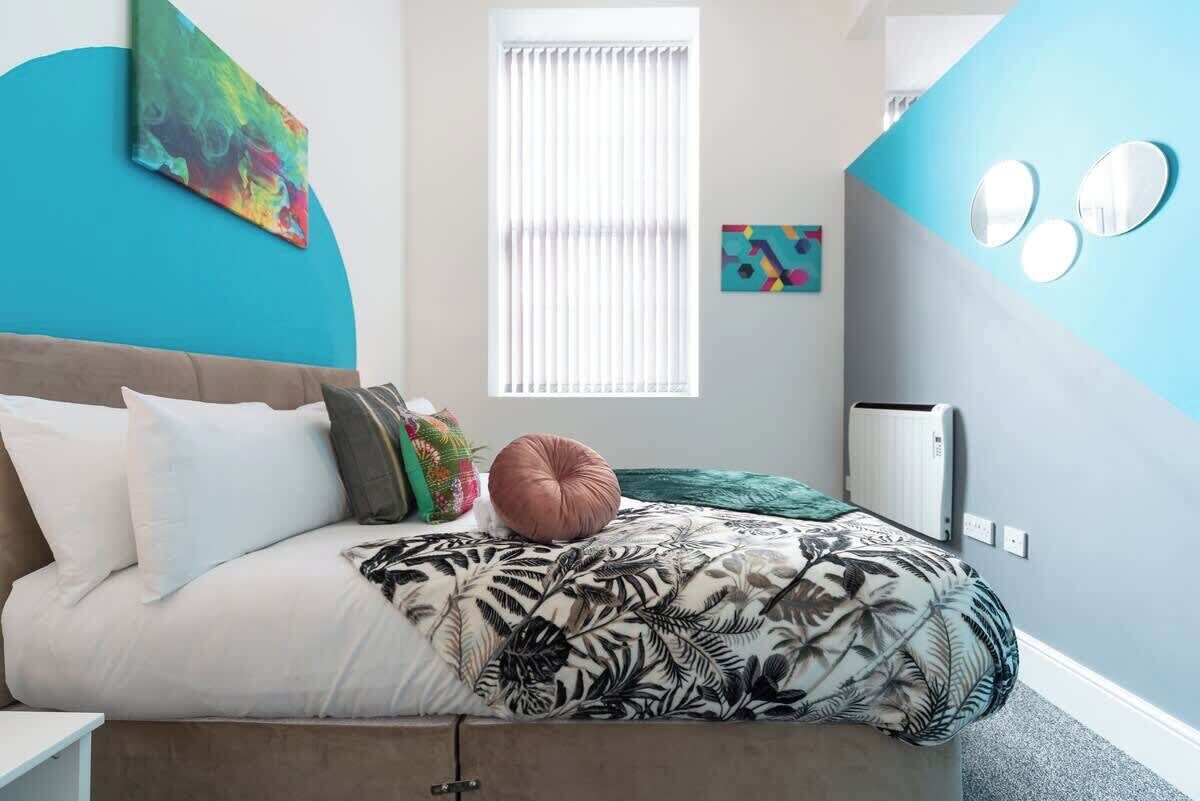 1 bedroom, iron/ironing board, WiFi (free), bed sheets